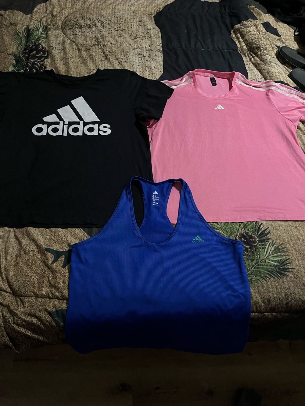 (3) EUC ADIDAS WOMENS BUNDLE SIZE X-LARGE